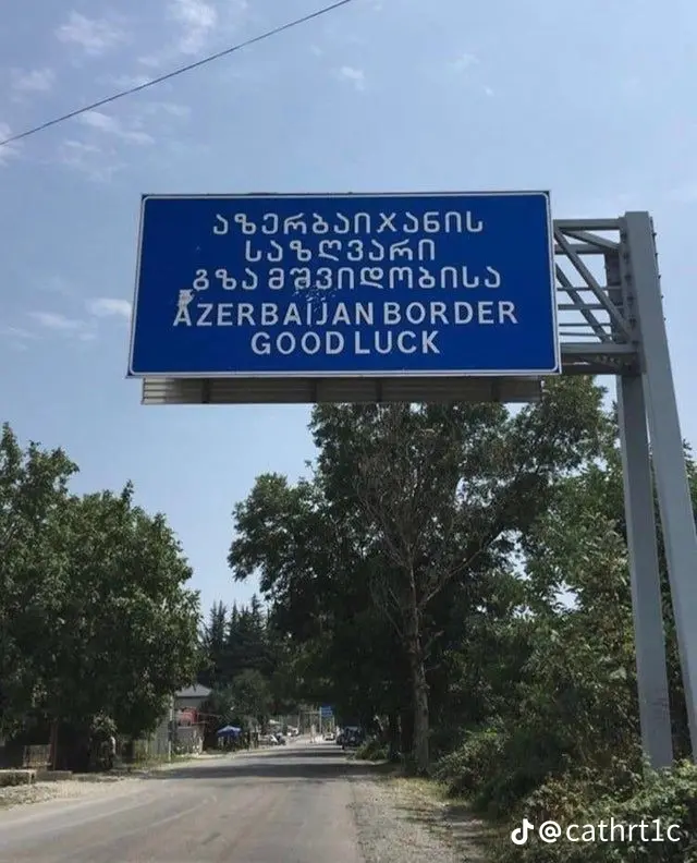 azerbaijan border warning